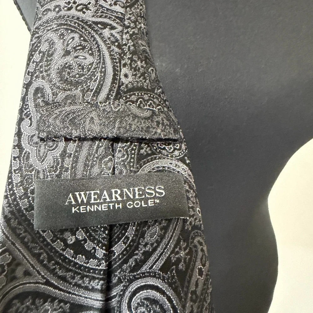 🔥SALE🔥Brooks Brothers/Kenneth Cole  Pink and Black Tie Collection